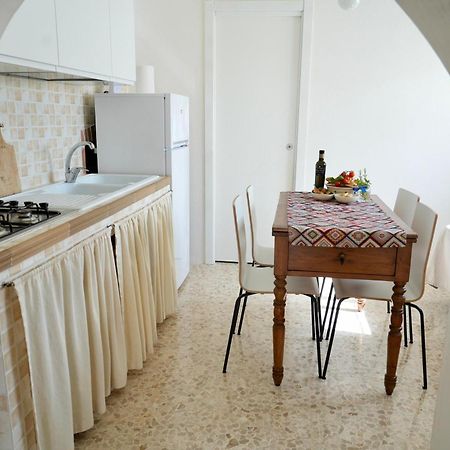 Trullo Canopo Ceglie Messapica Eksteriør bilde